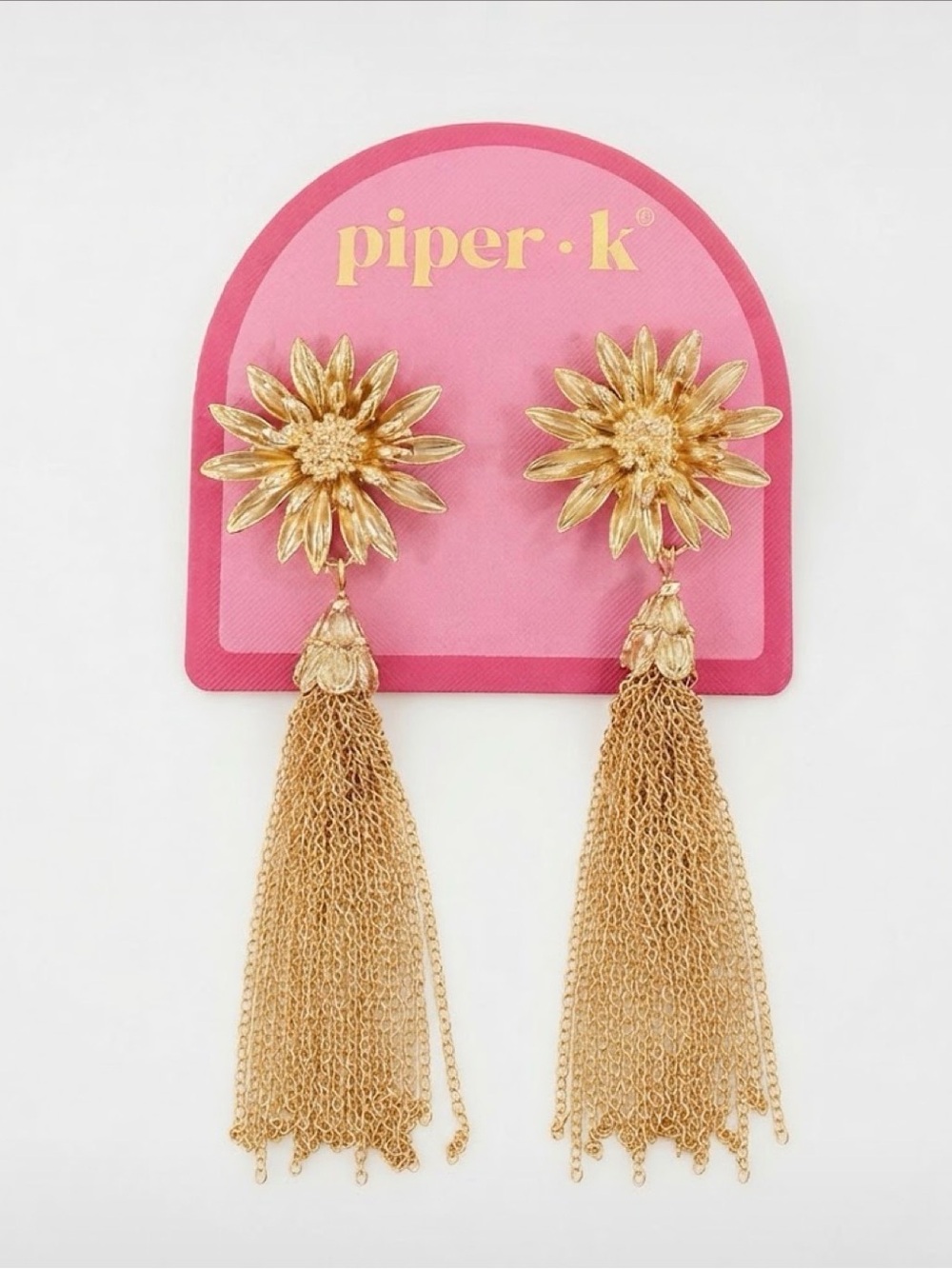 NWT ⚜️🌼⚜️ Piper K Gold Toned Flower Tassel Earrings